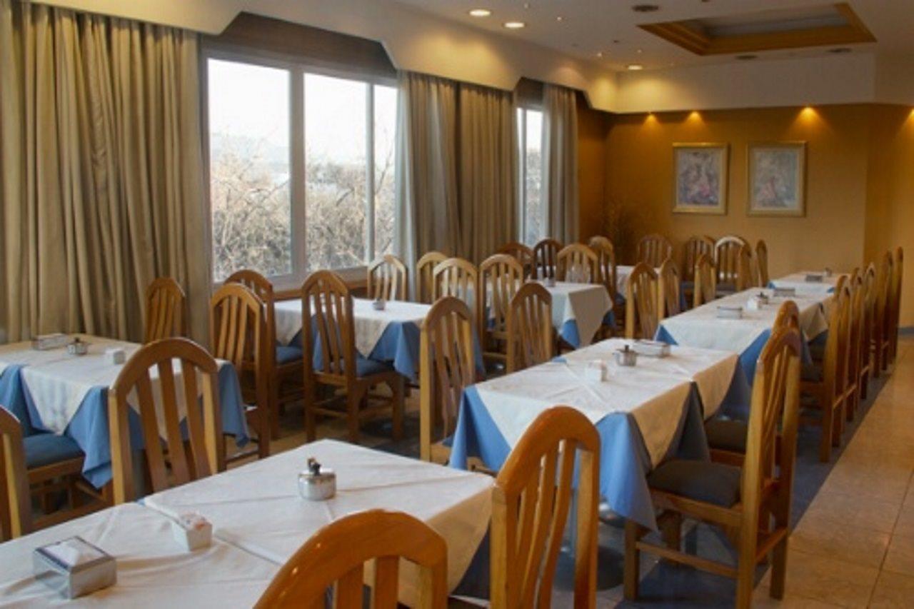 Hotel Provincial Мендоса Екстер'єр фото